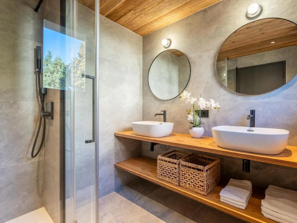 Chalet 8 Pers Avec Spa, Proche Pistes, Renove, Wifi, Garage - Fr-1-304-285 La Clusaz Apartment